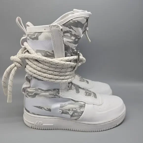 NIKE AA1130-100 SF Air Force 1 High Winter Camo Size 8.5 Women's 6.5 Men's